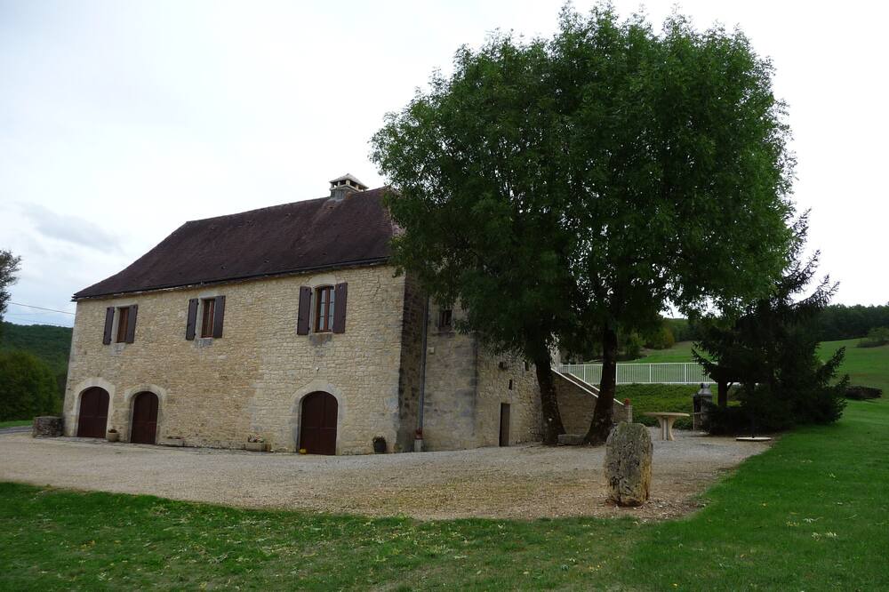Photo of Outdoor in Saint-Germain-du-Bel-Air