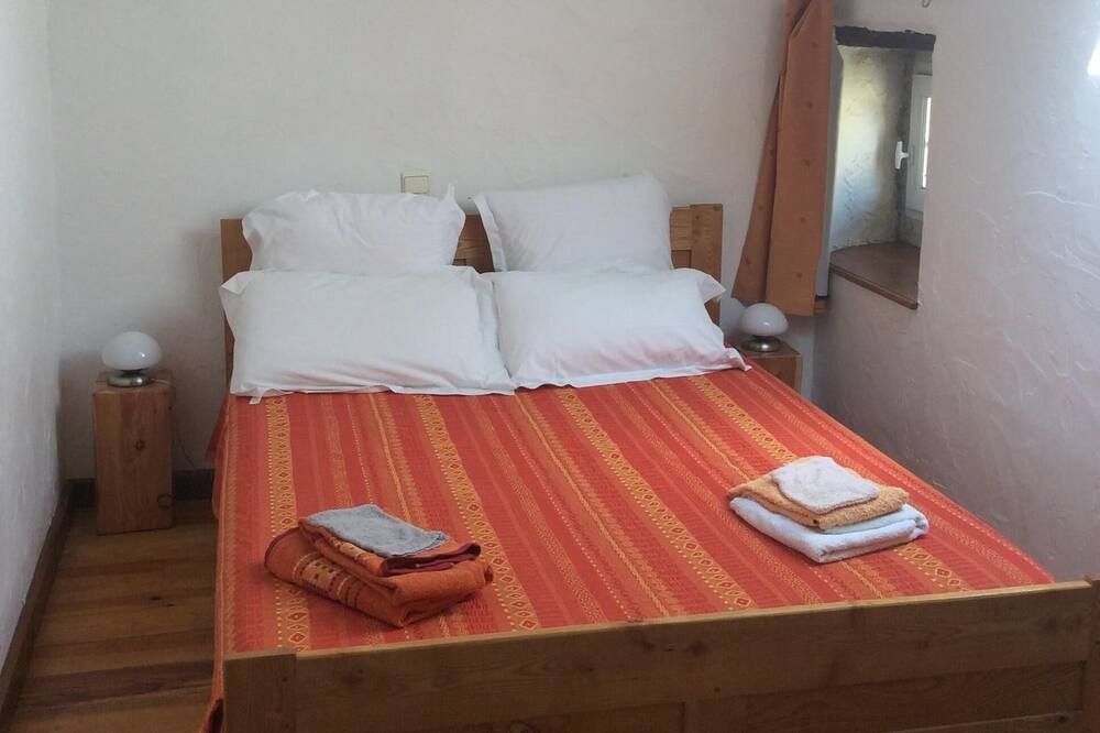 Photo of Bedroom in Ruisset