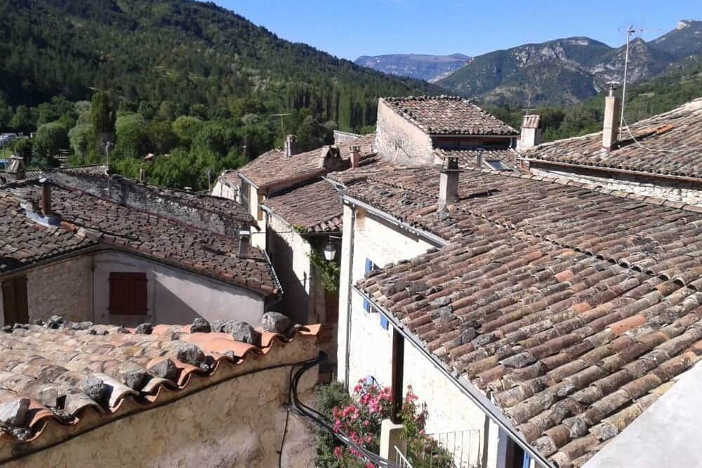 Photo of Outdoor in La Motte-Chalancon