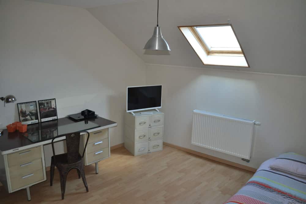 Photo of Bedroom in Le Creusot