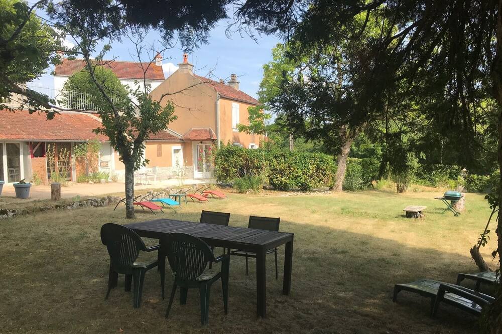 Photo of Outdoor in Grimault