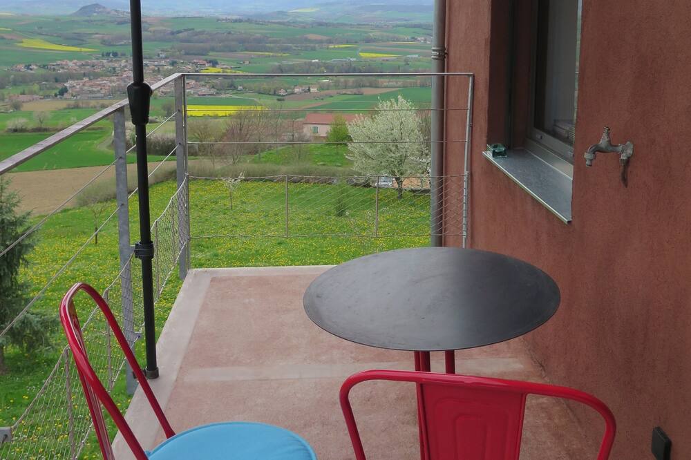 Photo of Patio Balcony in Usson
