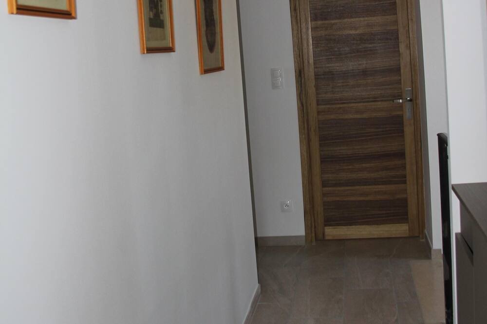 Photo of Bedroom in La Roque-sur-Pernes