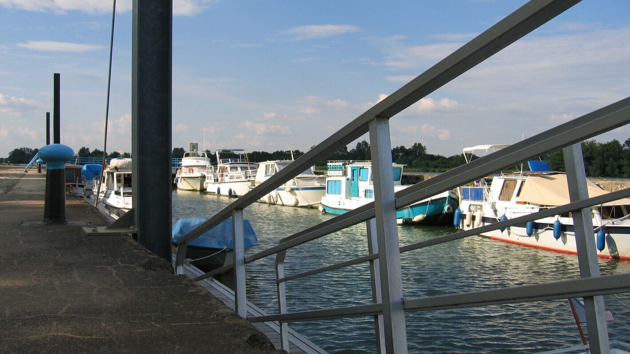 Photo of Others in Gigny-sur-Saone