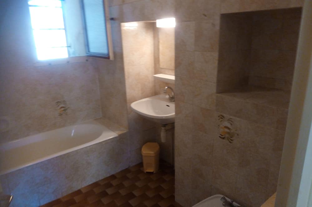 Photo of Bathroom in Triors