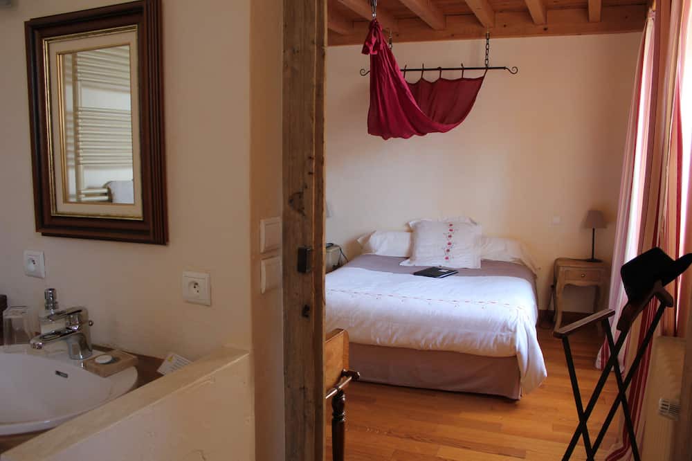 Photo of Bedroom in Saint-Maurice-de-Lignon