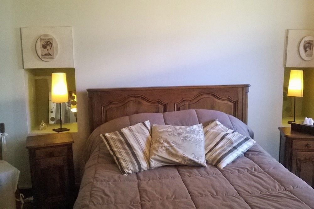 Photo of Bedroom in Jailly