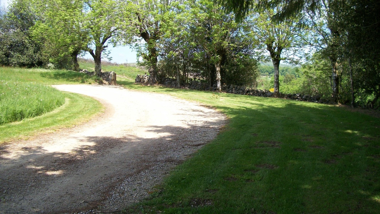 Photo of Outdoor in Curieres