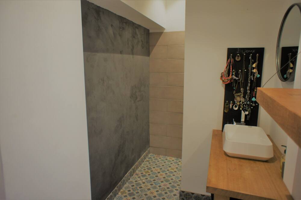 Photo of Bathroom in Dieulefit