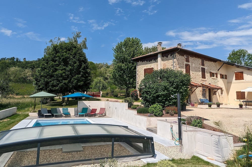 Photo of Outdoor in Montmiral