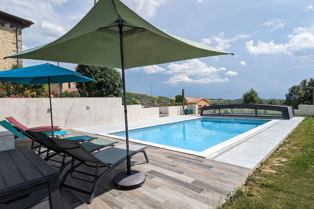 Photo of Outdoor in Montmiral