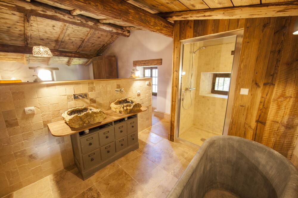 Photo of Bathroom in Choranche