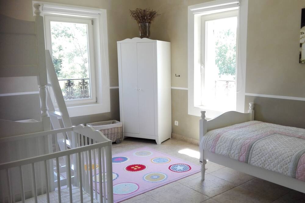 Photo of Bedroom in Cairanne