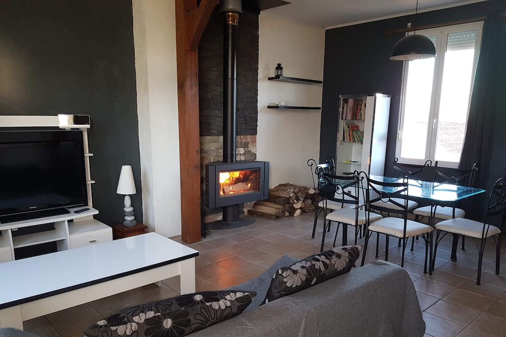 Photo of Livingroom in Losne