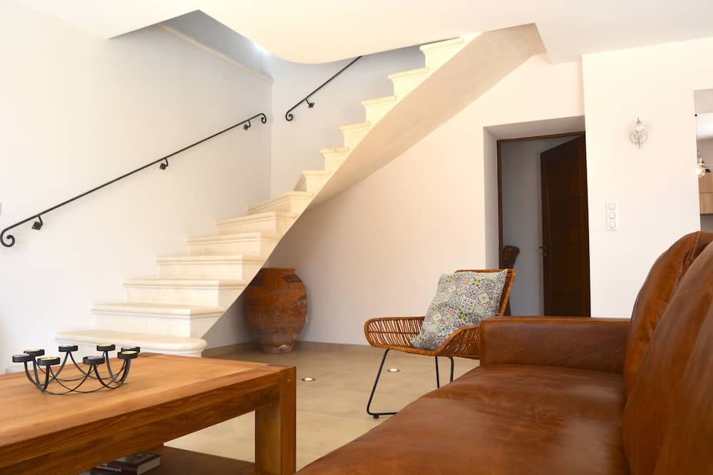 Photo of Livingroom in Nyons