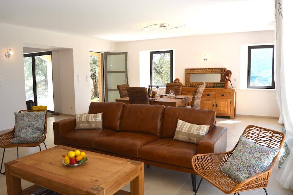 Photo of Livingroom in Nyons