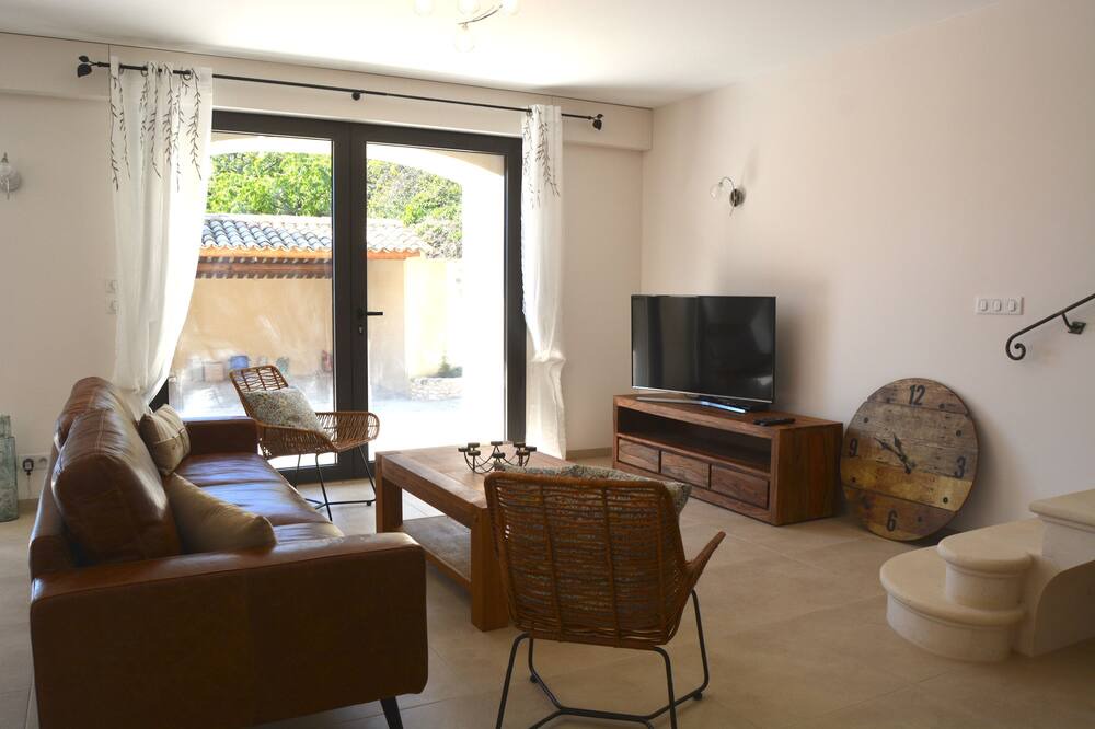 Photo of Livingroom in Nyons