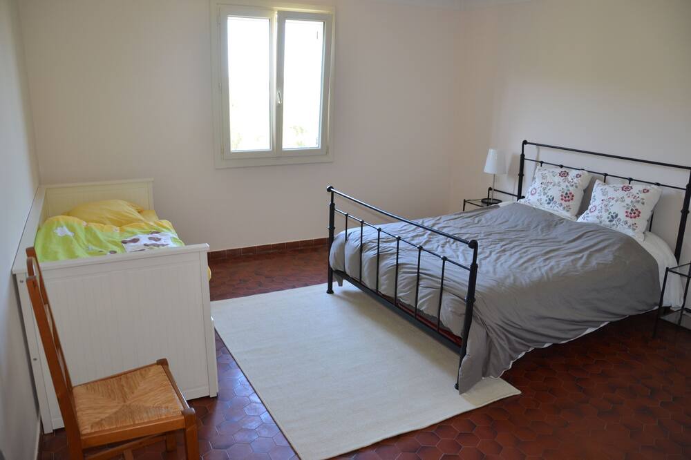 Photo of Bedroom in Methamis