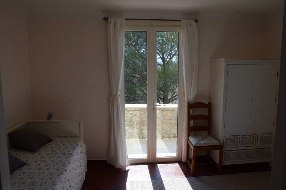 Photo of Bedroom in Methamis
