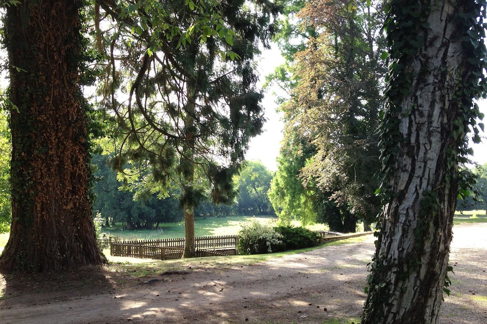 Photo of Outdoor in Varenne-Saint-Germain