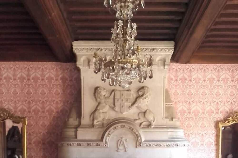 Photo of Others in Varenne-Saint-Germain