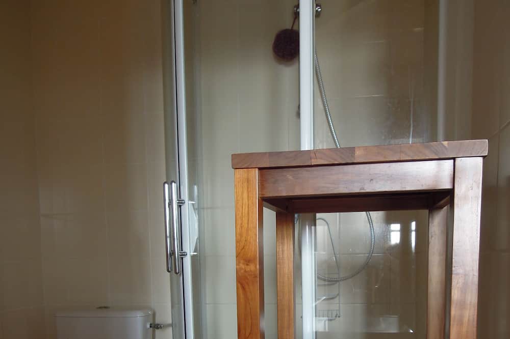 Photo of Bathroom in Varenne-Saint-Germain