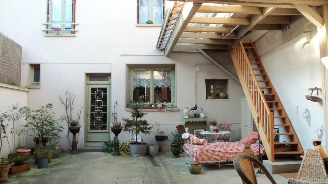 Photo of Outdoor in La Ville-du-Bois