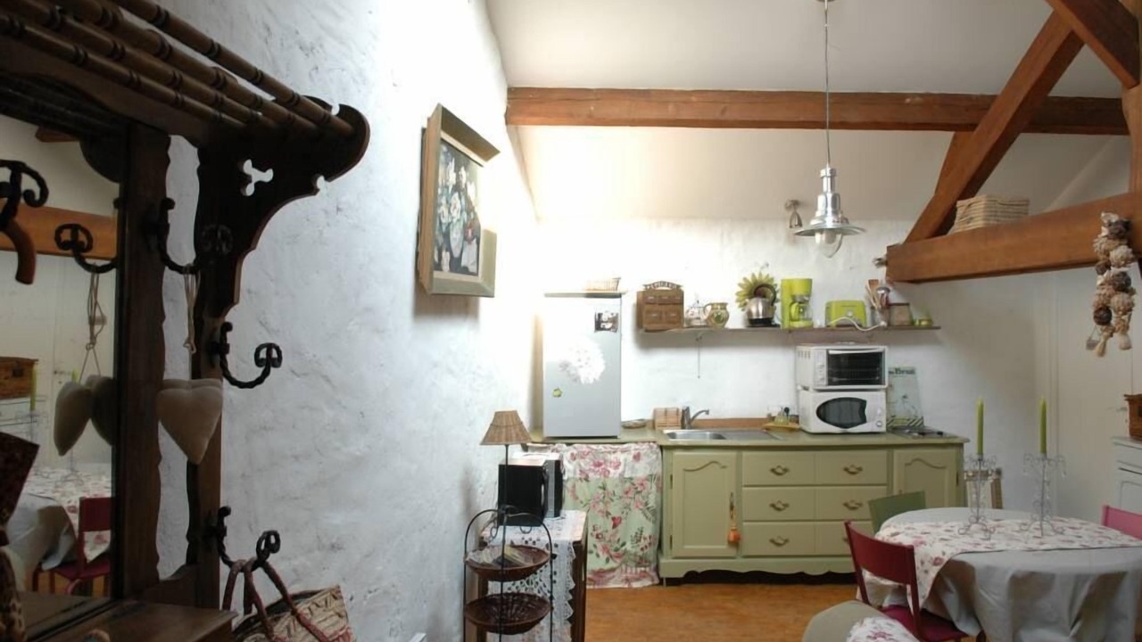 Photo of Kitchen in La Ville-du-Bois