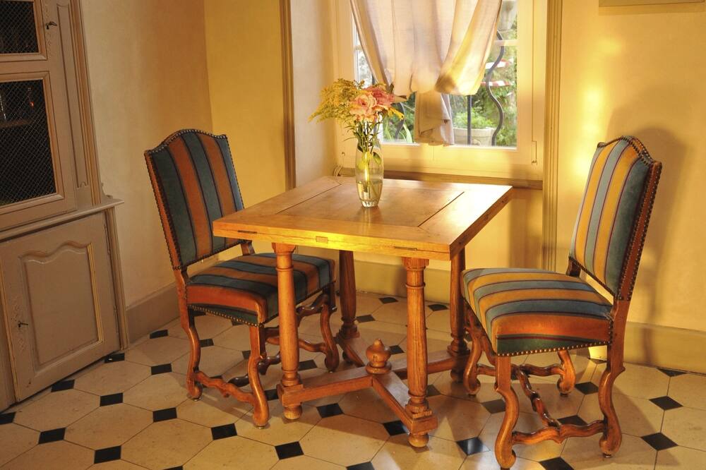 Photo of Kitchen in Vezelay