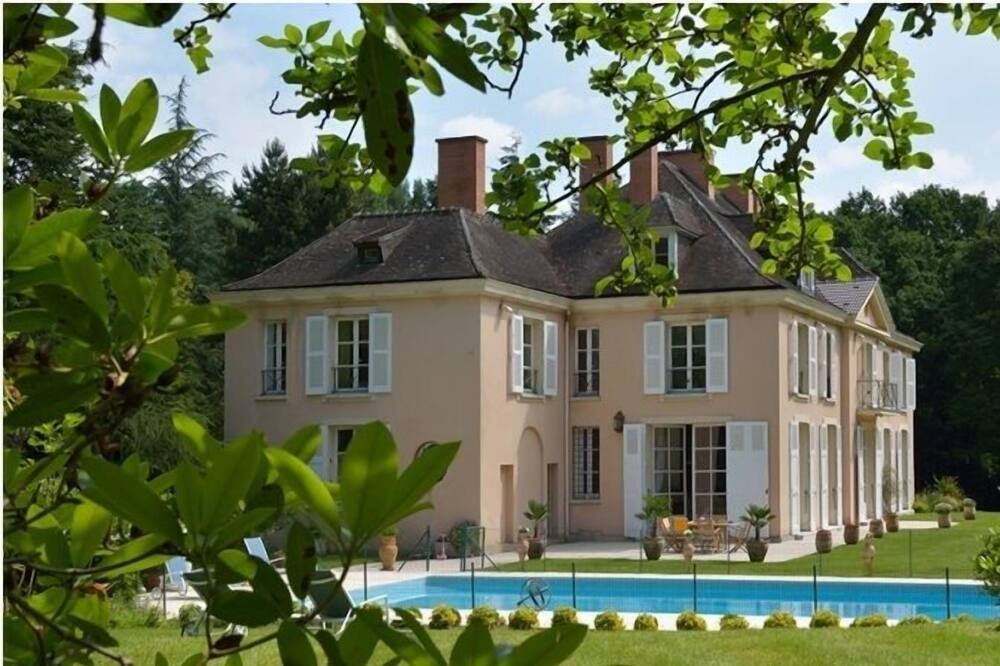Photo of Outdoor in Rochefort-en-Yvelines