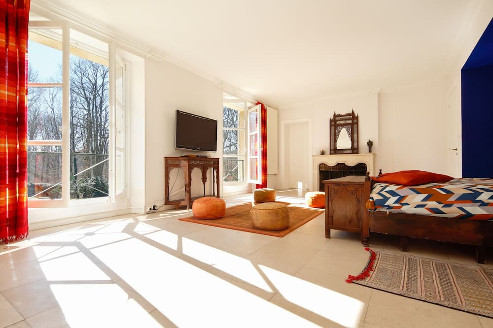 Photo of Bedroom in Rochefort-en-Yvelines