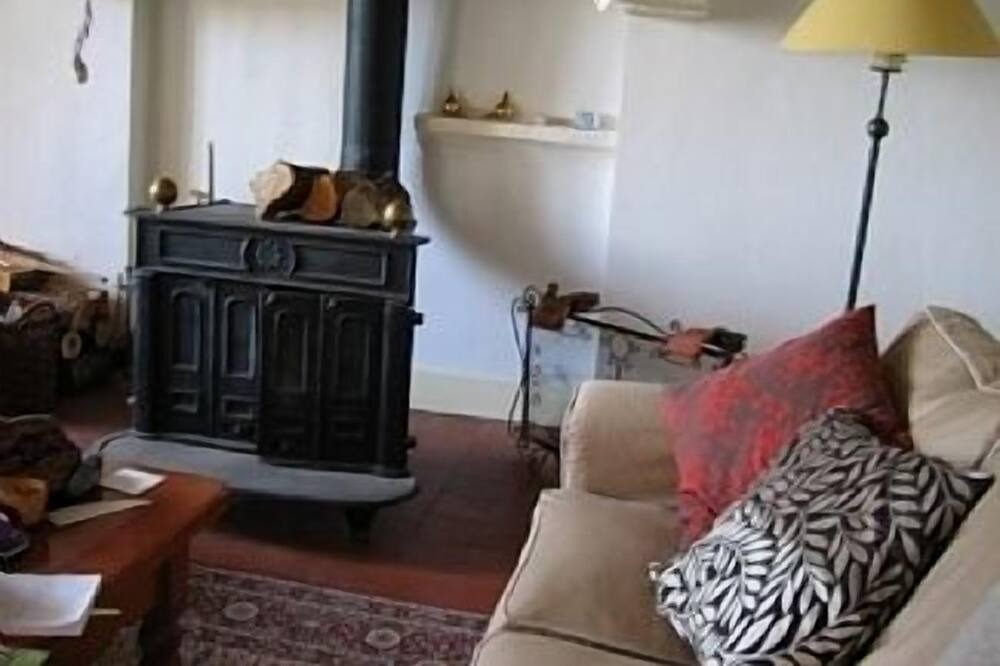 Photo of Bedroom in Roussillon-en-Morvan