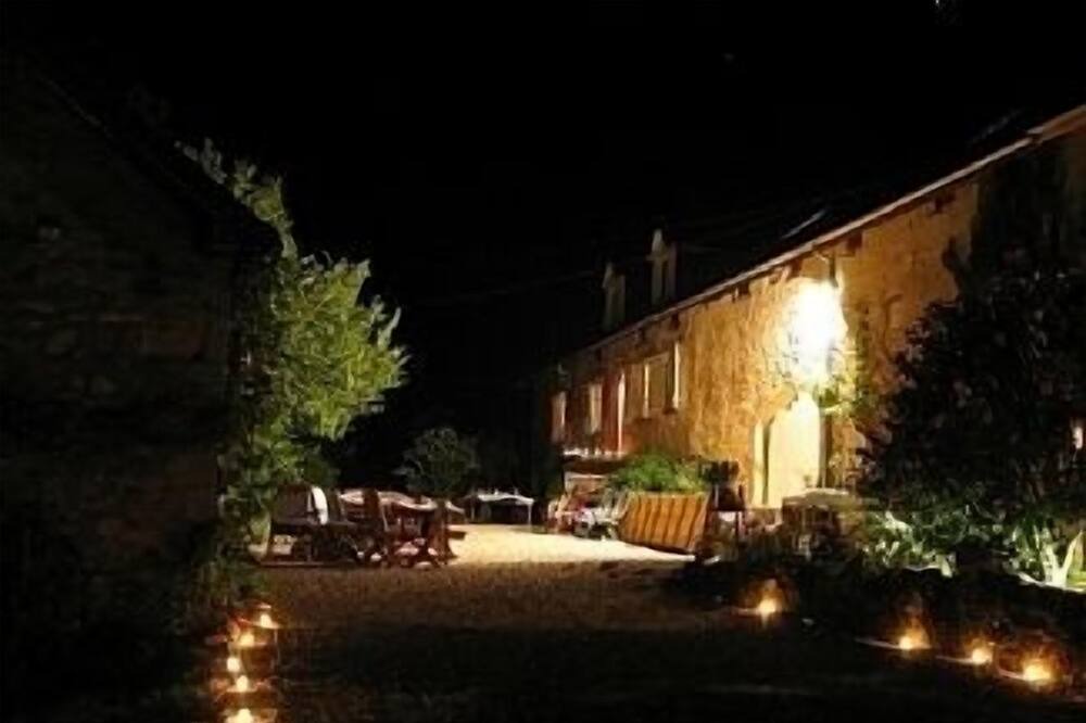Photo of Others in Roussillon-en-Morvan