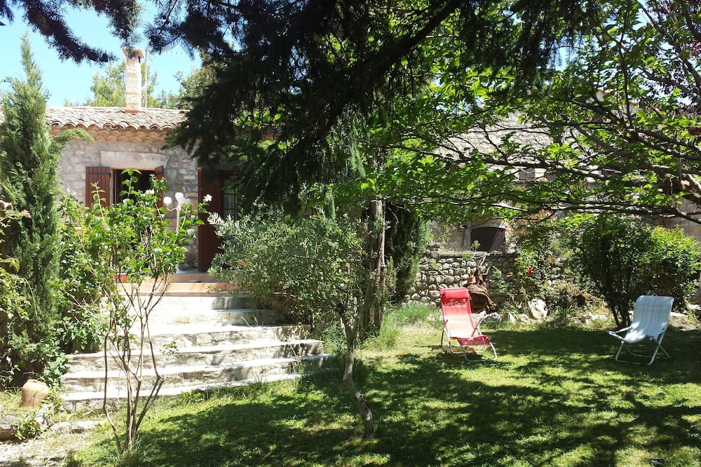 Photo of Outdoor in Montguers