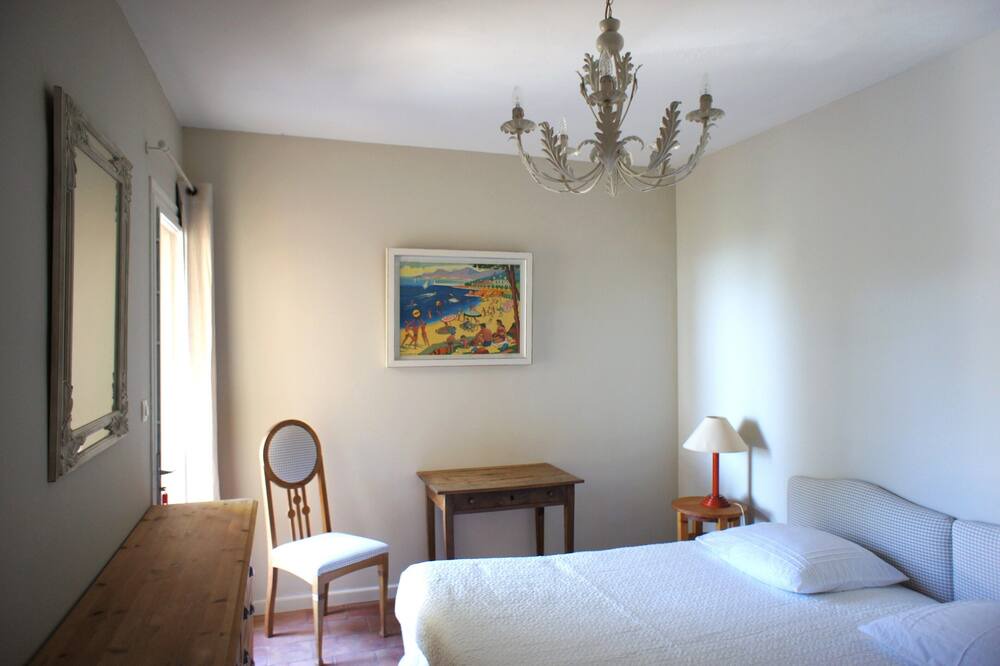 Photo of Bedroom in Le Barroux