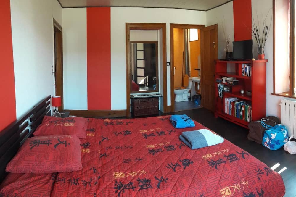Photo of Bedroom in Le Val-d'Ajol