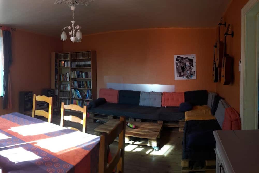 Photo of Livingroom in Le Val-d'Ajol