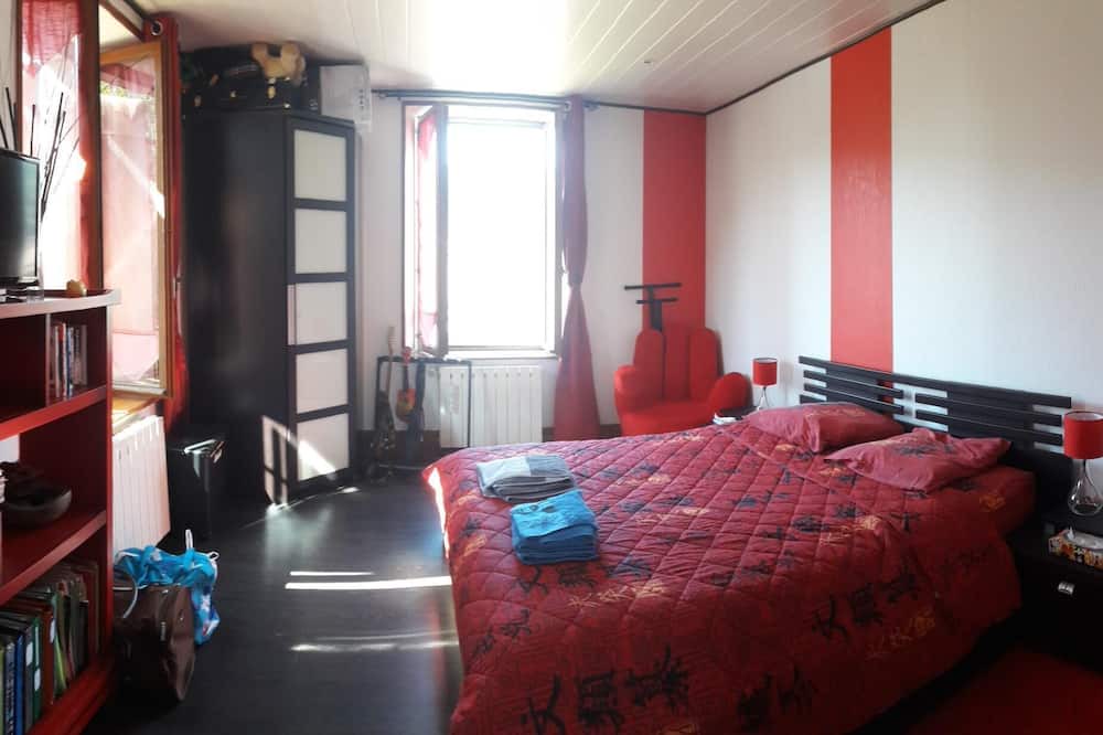 Photo of Bedroom in Le Val-d'Ajol
