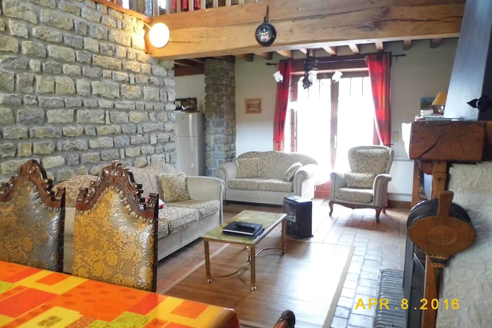 Photo of Livingroom in La Collancelle