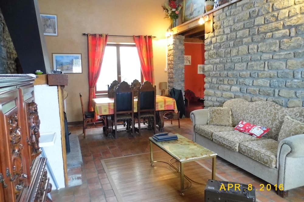Photo of Livingroom in La Collancelle