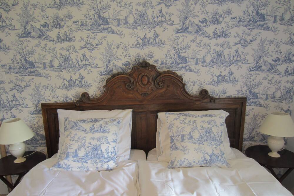 Photo of Bedroom in Sailly