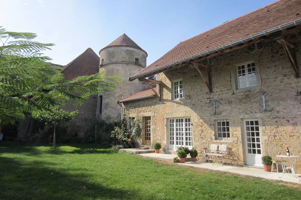 Photo of Outdoor in Sailly