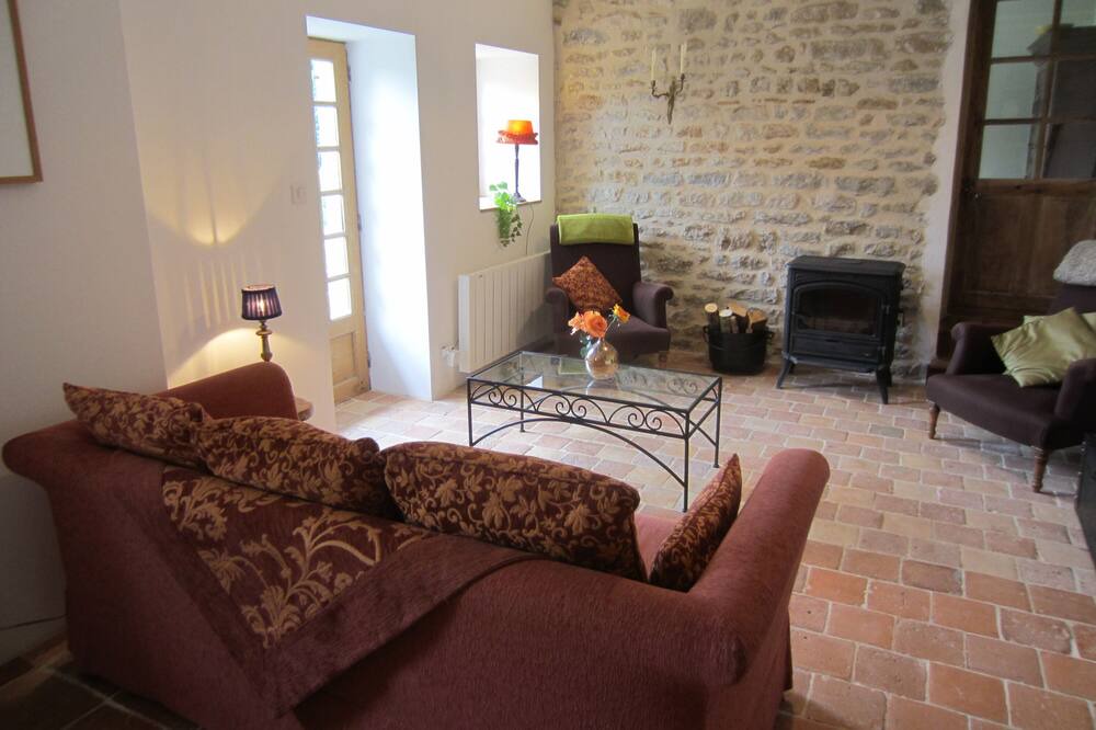 Photo of Livingroom in Sailly