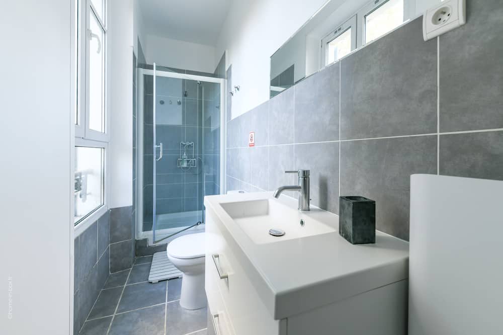 Photo of Bathroom in Champrosay