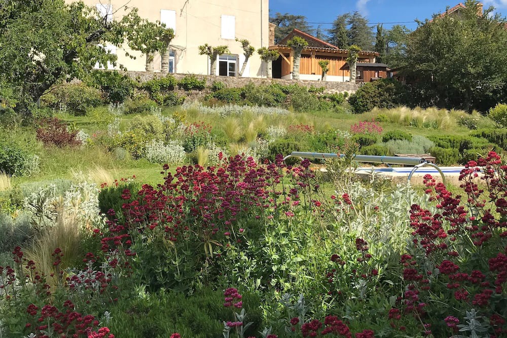Photo of Outdoor in Saint-Alban-d'Ay