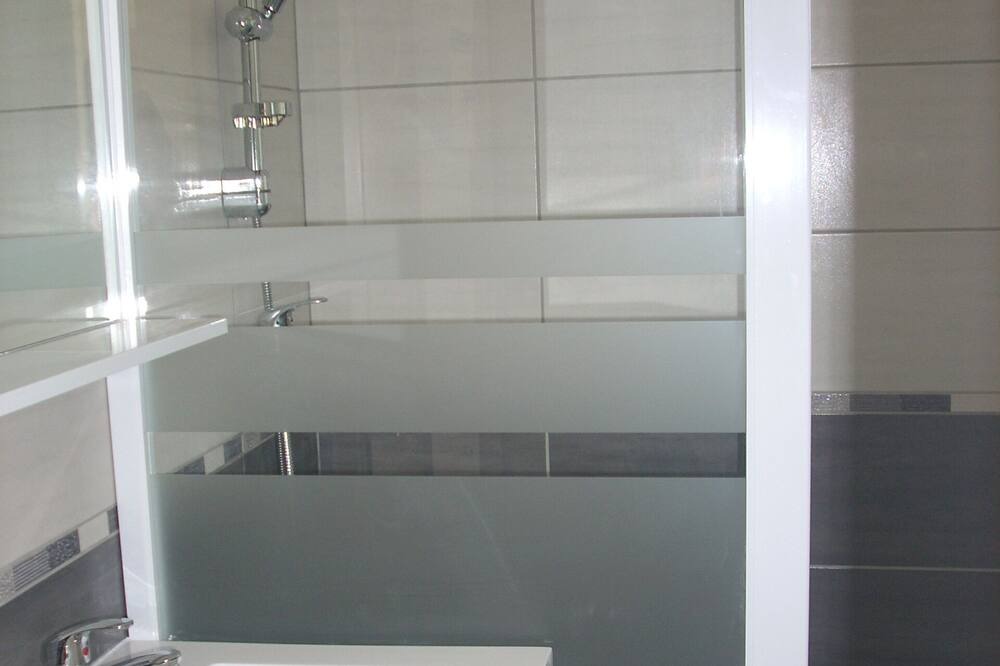Photo of Bathroom in Portes-en-Valdaine