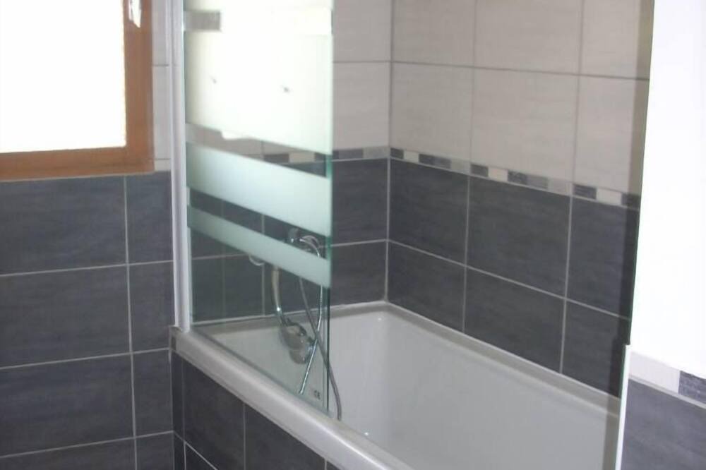 Photo of Bathroom in Portes-en-Valdaine