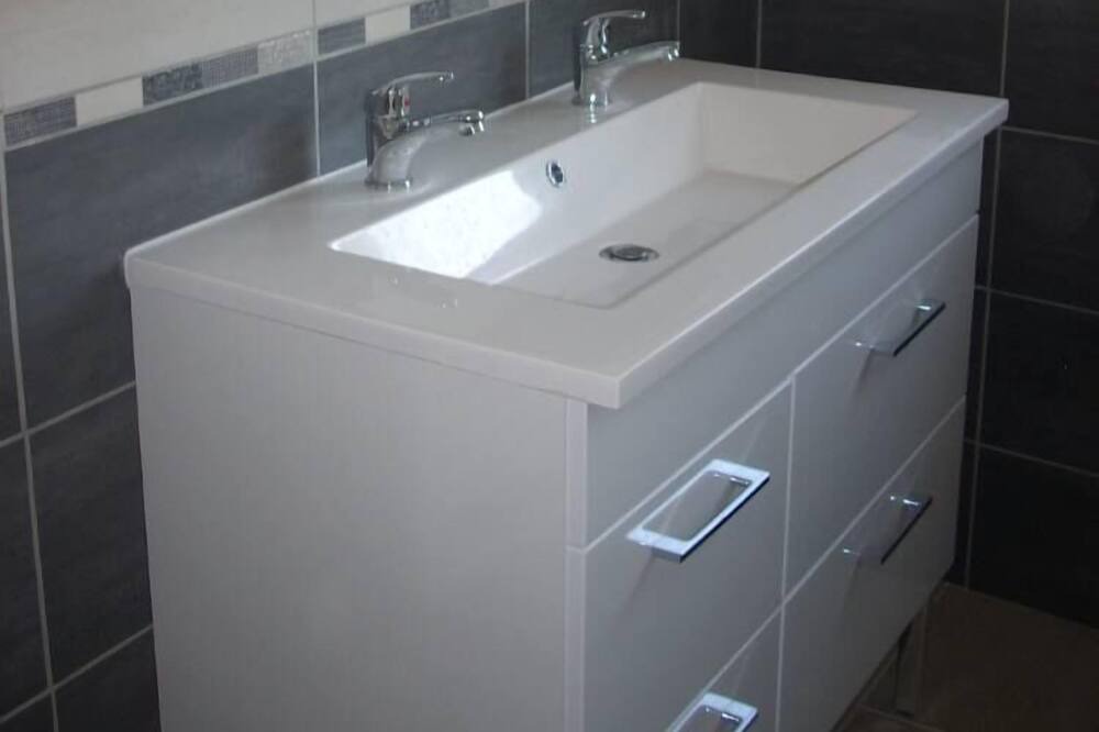 Photo of Bathroom in Portes-en-Valdaine