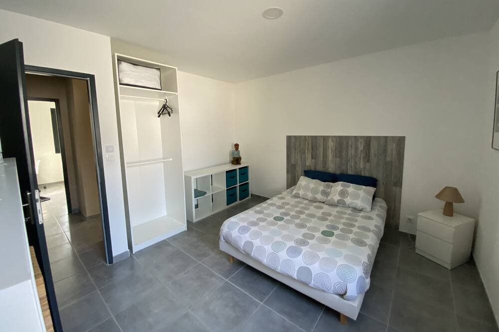 Photo of Bedroom in La Garde-Adhemar
