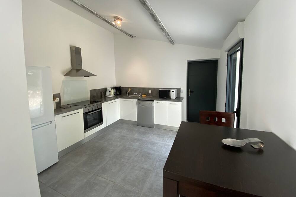 Photo of Kitchen in La Garde-Adhemar